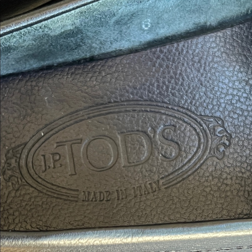 Tod's Black Leather Loafers - Picture 2 of 16